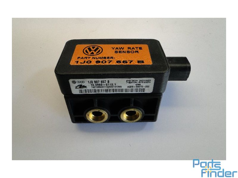 YAW RATE SENSOR (1J0907657B) - VW Golf 4