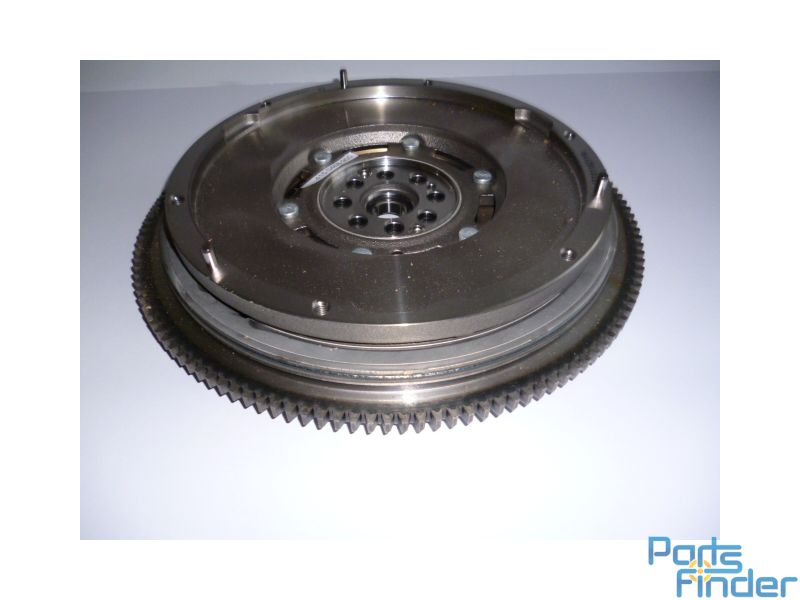 Βολάν με κωδικό 6460302505  - Mercedes-Benz C 200 CDI W204